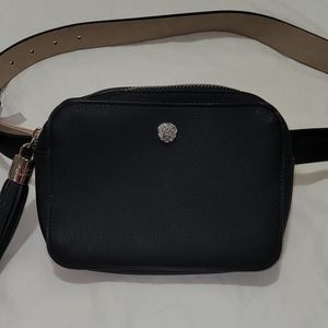 Vince Camuto belt bag